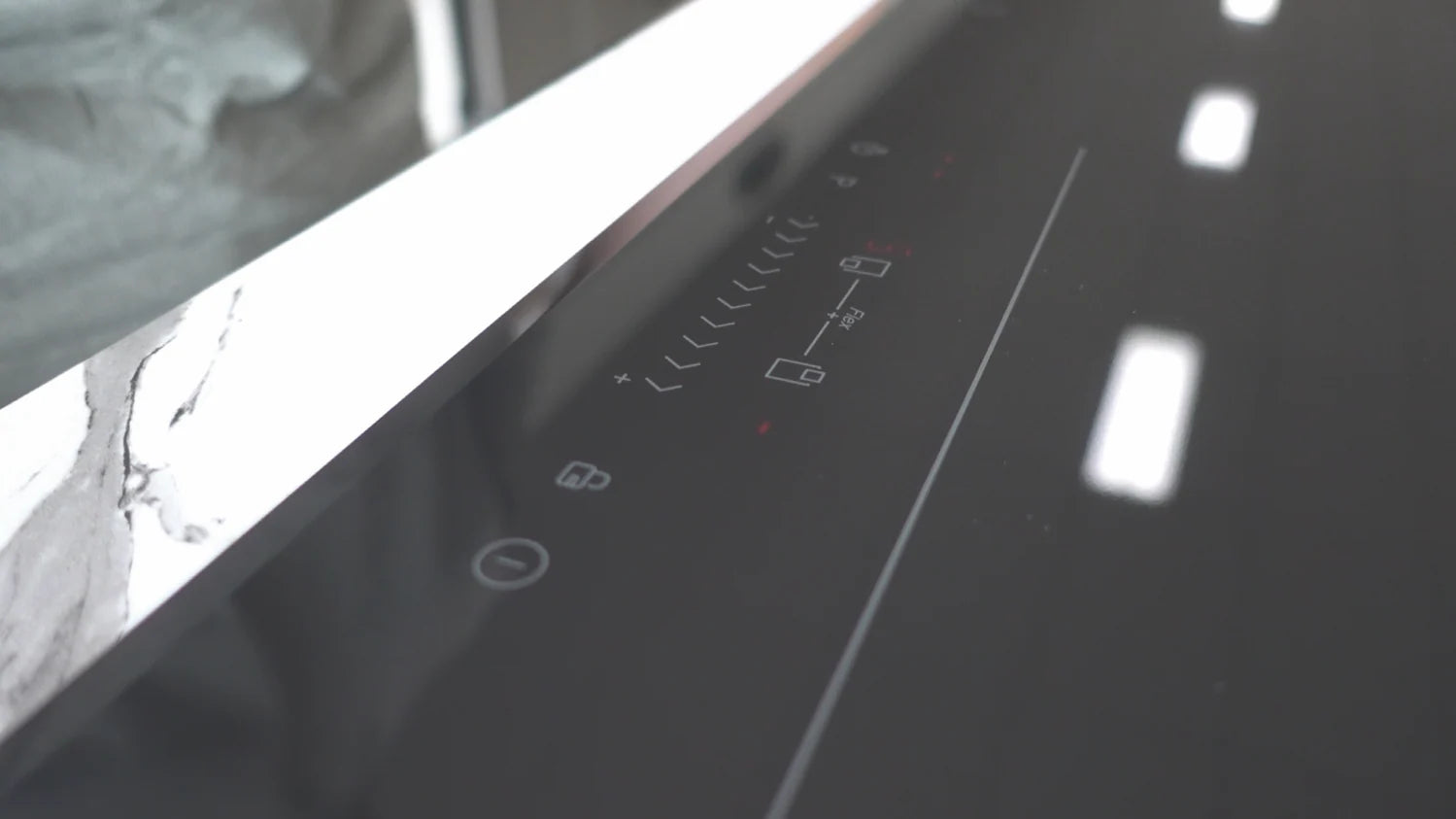 Technika 60cm Smart Flexi-Zone Induction Cooktop