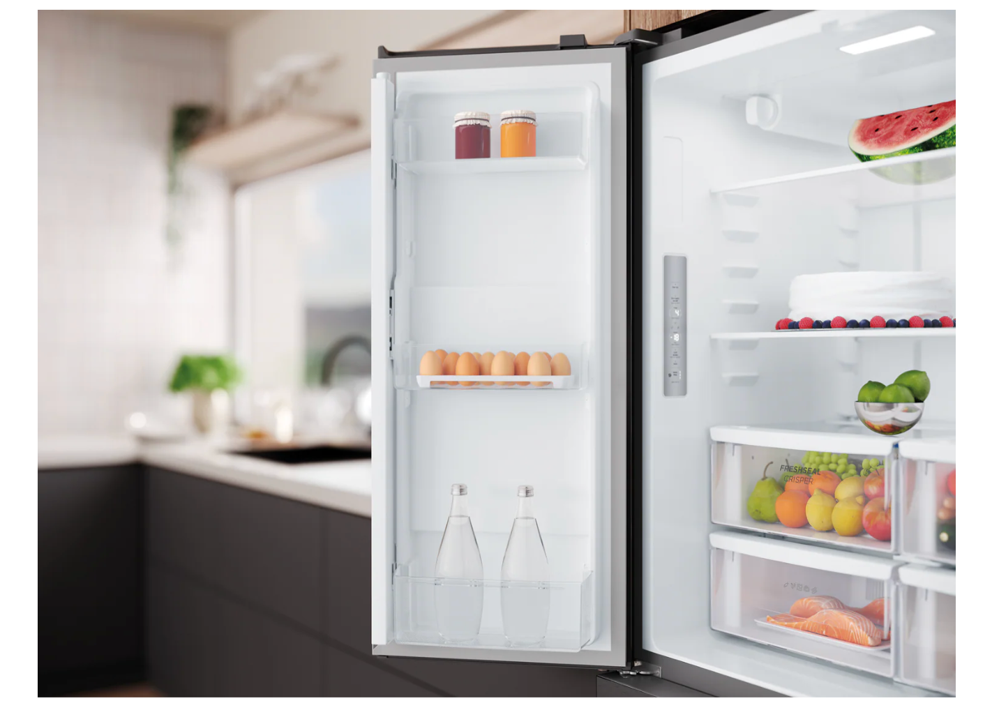 Westinghouse 564L Quad Door Refrigerator WQE5750BB