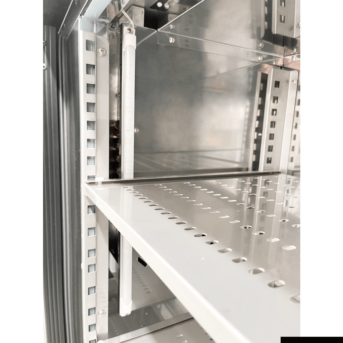 Thermaster Four Door Drink Cooler BC4100G